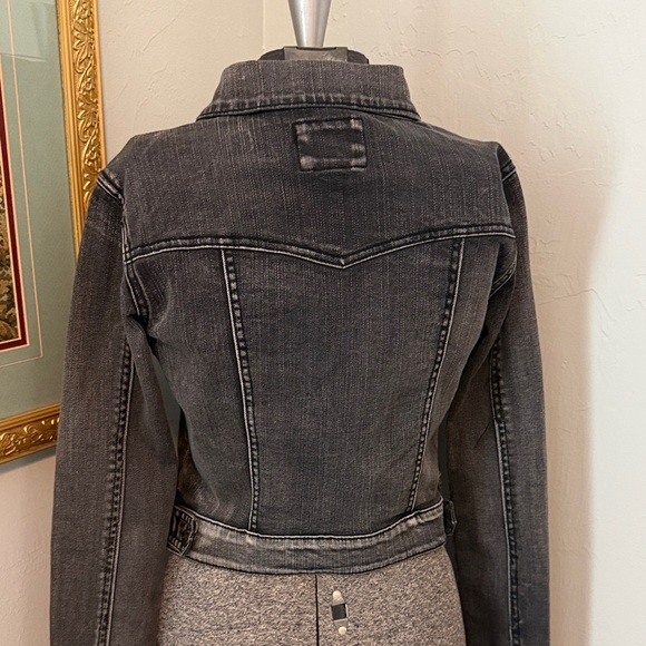 Forever 21 Black Denim Jacket - Picture 3 of 10